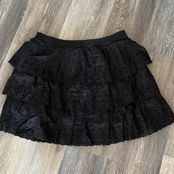 NWT House of Harlow tiered eyelet mini skirt black L - Picture 3 of 8